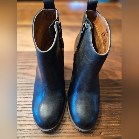 BP LANCE BLACK LEATHER WOMEN'S 4M ANKLE BOOT - Picture 5 of 6